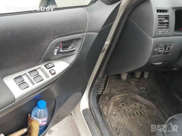 Toyota Corolla verso 1.8i Linea Sol/LPG, снимка 7 - Автомобили и джипове - 54606046