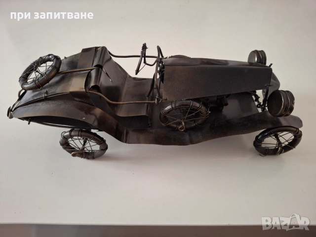 Ламаринена  кола сувенир, ръчна изработка,  34 см.