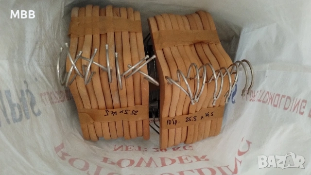 Дървени закачалки за детски дрехи, снимка 6 - Оборудване за магазин - 54378070