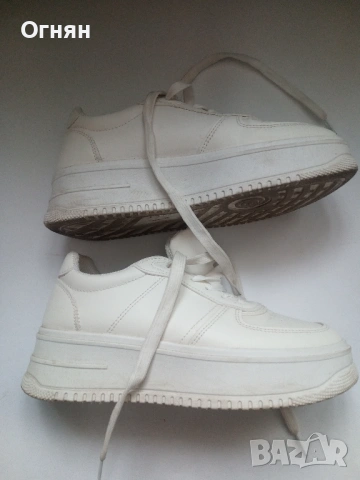 Спортни Дамски обувки, снимка 4 - Маратонки - 54174049