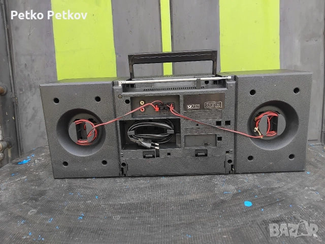 Касетофон ( HITACHI TRK-902 E ) , снимка 3 - Радиокасетофони, транзистори - 55050995