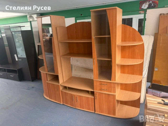 1104 холна секция /витрина  230 / 190см -цена 195,58 лв или 100 евро смр -190см височина , и 200см ш, снимка 4 - Секции и витрини - 54166653