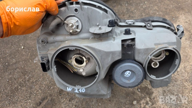 Ляв фар за Мерцедес е класа w210, снимка 2 - Части - 55254307
