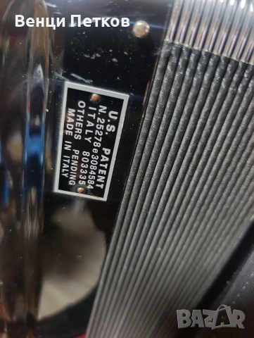 акордеон италиянски