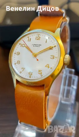 Механичен часовник Junghans в прекрасно състояние