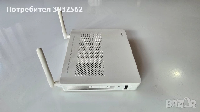 Оптичен рутер / GPON терминал Huawei EchoLife HG8245H, снимка 3 - Рутери - 55161020