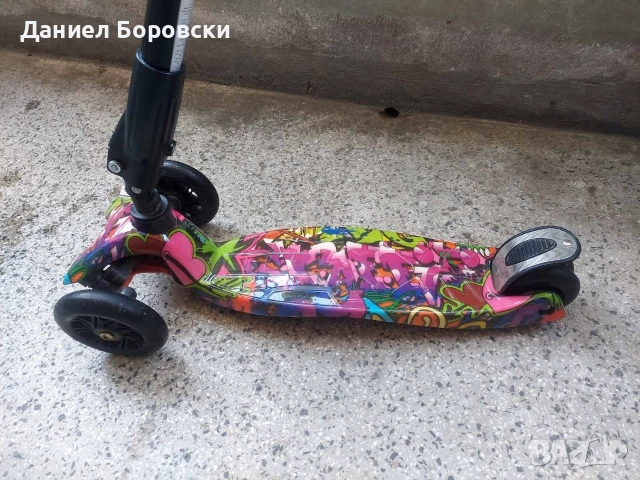 Сгъваема алуминиева тротинетка, многоцветна, снимка 3 - Други спортове - 54691478