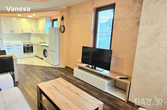 Двустаен апартамент в кв.Кючук Париж