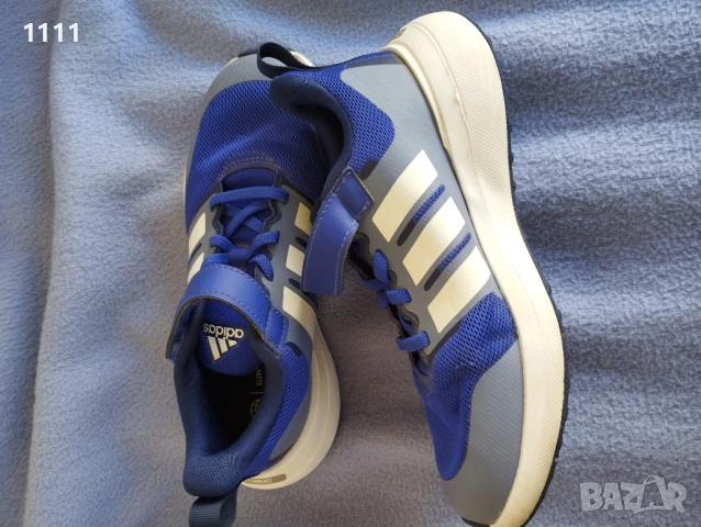 Летни маратонки Adidas  номер 33., снимка 2 - Детски маратонки - 52935695