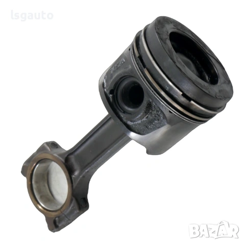 Бутало с биела Nissan Qashqai II 2013-2021 ID: 160430