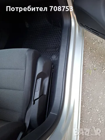 VW Golf VI 1.6 Multi-Fuel 2009 година Реални километри 212000х.к.м., снимка 11 - Автомобили и джипове - 55662606