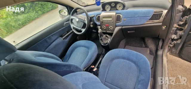 Предни и задни седалки Lancia Ypisilon , снимка 4 - Части - 54654602