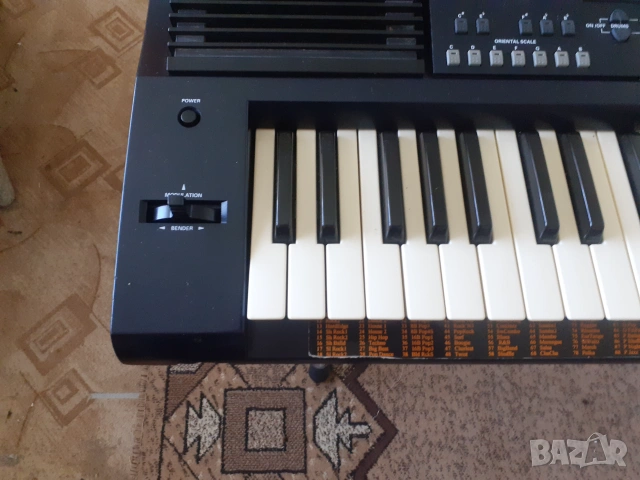 Roland EM 50 oriental, снимка 5 - Синтезатори - 55078735