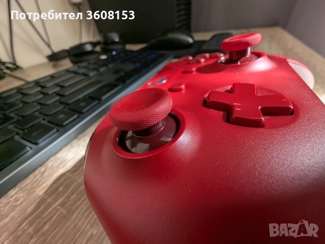Червен XBOX контролер, снимка 4 - Друга електроника - 55044418