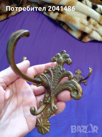 4  бронзови закачалки, снимка 2 - Антикварни и старинни предмети - 54233918