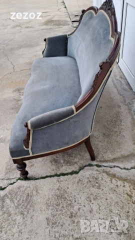 Антикварен диван масив орех, снимка 6 - Дивани и мека мебел - 54087029