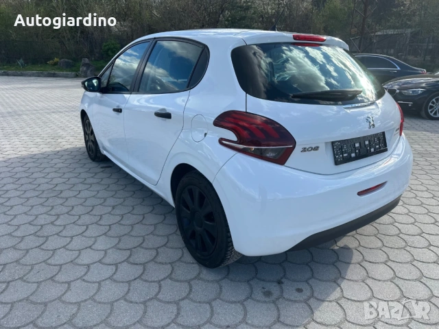 Peugeot 208 1.6HDI EURO 6b, снимка 5 - Автомобили и джипове - 54453910