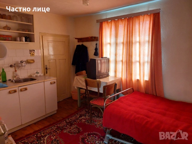Къща с двор и гараж с.Марица от собственик , снимка 12 - Къщи - 54224111