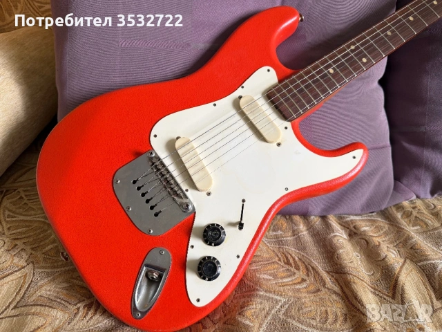 Ретро електрическа китара Framus, снимка 2 - Антикварни и старинни предмети - 54663521