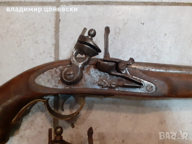 Чифт кремъчни дуелни пищова,пистолет,пищов, снимка 2 - Антикварни и старинни предмети - 54507919