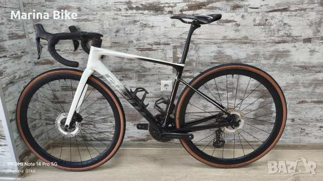 Карбонов шосеен велосипед Giant Defy Pro 1 105/Ultegra Di2 Aeolus Pro 37 Tubeless | S, снимка 13 - Велосипеди - 55554610