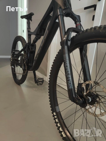 Продавам планински велосипед Focus Jam 8.8 Carbon 2023 – XL | Отлично състояние |, снимка 6 - Велосипеди - 54995505