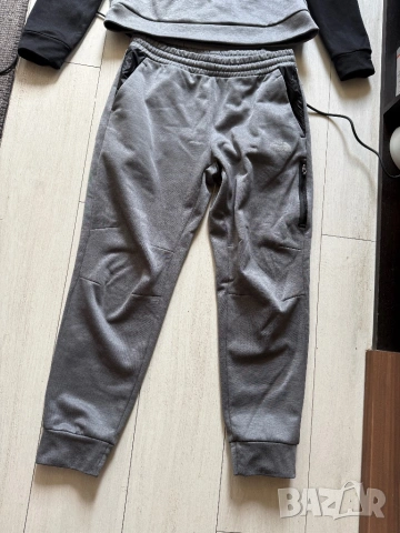 The North Face спортен екип, снимка 3 - Спортни дрехи, екипи - 54618756