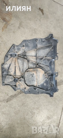 Кора под двигателя за Toyota Rav 4, снимка 2 - Части - 54842771