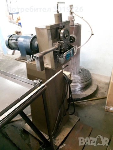 Машина UMIT MAKINA за прикачване на спирала от тел