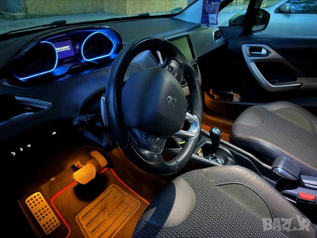 PEUGEOT 2008, 1.6 Hdi , снимка 3 - Автомобили и джипове - 53916339