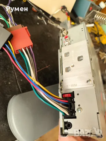 Kenwood KDC-BT35U CD/USB тунер с Bluetooth и директно управление на iPod, Siri Voice, снимка 11 - Аксесоари и консумативи - 55478849