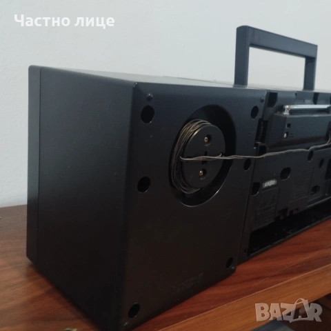 Радиокасетофон, снимка 10 - Радиокасетофони, транзистори - 54976436