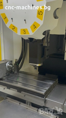4 осна CNC фреза FANUC Robodrill Alpha-T10C Fanuc 16М ЦПУ Вертикален обработващ център, снимка 3 - Други машини и части - 54822580