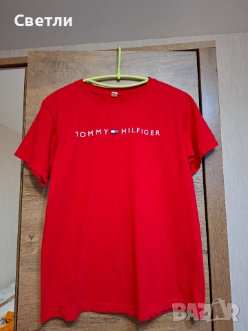 Тениска Tommy Hilfiger.