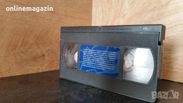 Видеокасета " Фантастичната  четворка  " VHS , снимка 4 - Други жанрове - 54098969