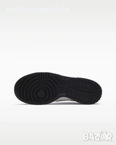 Юношески кецове Nike Dunk Low (GS), снимка 3 - Детски маратонки - 54820165