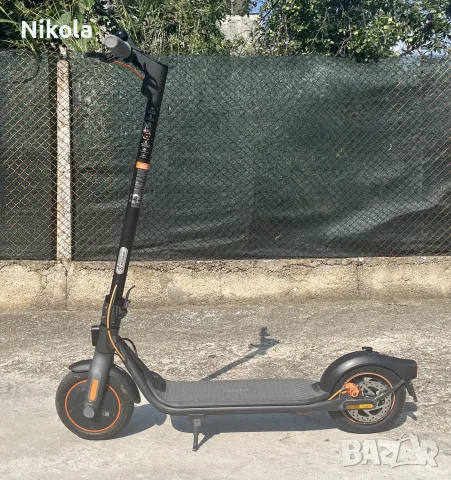 Електрическа тротинетка Ninebot F40E, снимка 2 - Скейтборд, ховърборд, уейвборд - 55352310
