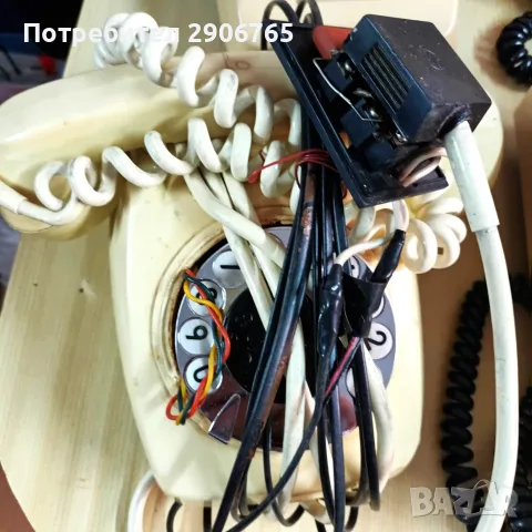 Стари телефони и станция, снимка 4 - Антикварни и старинни предмети - 55484979