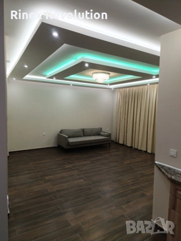 Двуетажна къща под наем в село Марково