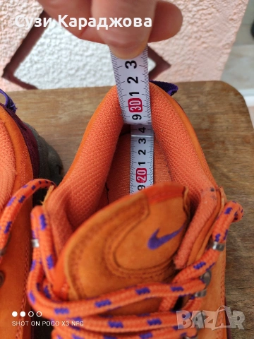 Дамски обувки Nike LAHAR LOW, снимка 9 - Маратонки - 54657914
