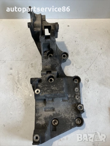 Конзола стойка за алтернатор за Mitsubishi Outlander 2.0 Di-D (2009) 03G903143H