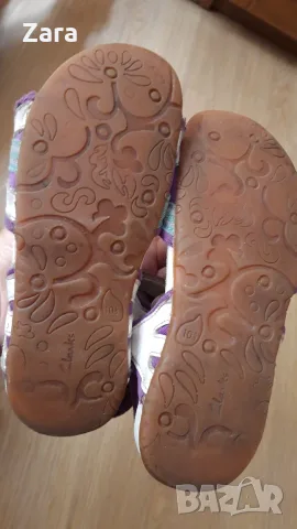 кожени сандали Clarks, 28.5ти номер, снимка 7 - Детски сандали и чехли - 55492236