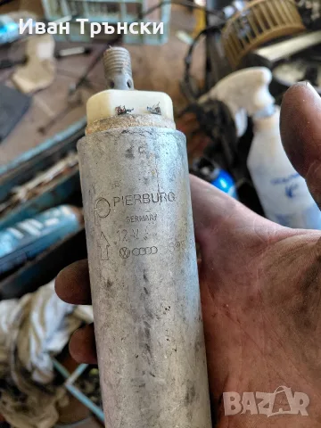 Оригинална бензинова помпа Pierburg 7.21651.05 / 895906091F за Audi 80 B4 / Coupe, снимка 2 - Части - 55451347