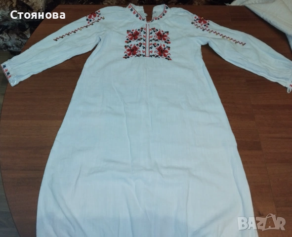 Детска риза за народна носия,размер 4/5 години,цена 30 евро