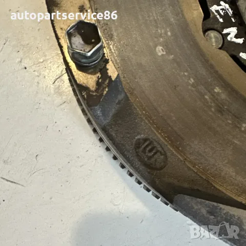 Двумасов маховик за Toyota Avensis 1.6 D-4D (2016) 13450-0X020 OEM, снимка 3 - Части - 55544549