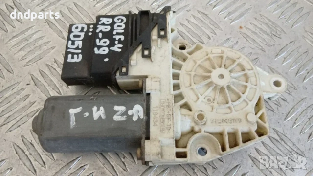 Моторче стъклоповдигач VW Golf 4 1999 (задно дясно) 9776-105407-301 F005S00060