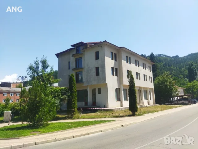 Продава сграда със смесено предназначение , снимка 3 - Производствени сгради - 55400321