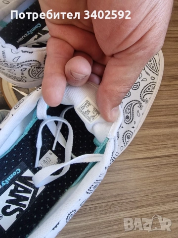 Кецове Vans 42 номер, снимка 5 - Кецове - 54791874