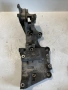 Конзола стойка за алтернатор за Mitsubishi Outlander 2.0 Di-D (2009) 03G903143H, снимка 1