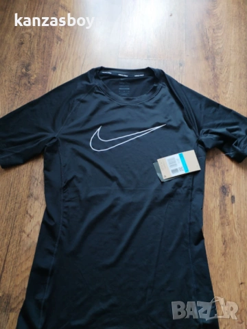 NIKE Men's Np Df Tight Fit Top SS - мъжка тениска р- р М НОВА, снимка 6 - Тениски - 54430045